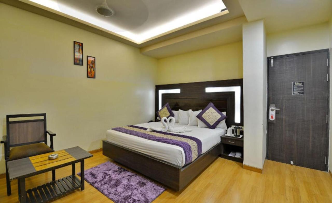 Hotel Samrat Jabalpur Ngoại thất bức ảnh